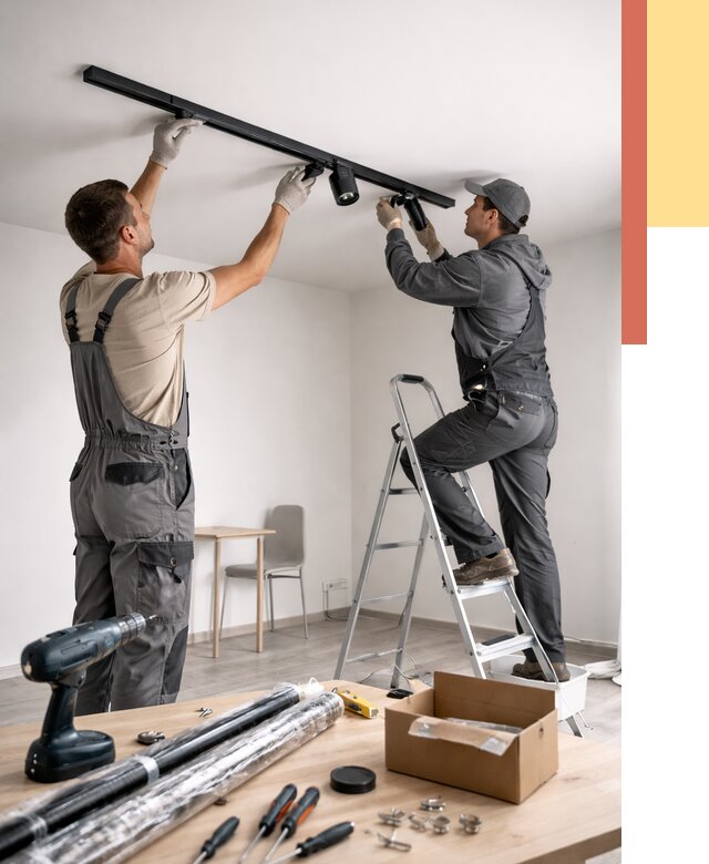 Установка трековых светильников в натяжной потолок в Орехово-Зуево от 4376 руб. | ОТДЕЛОЧНИК-Рхв